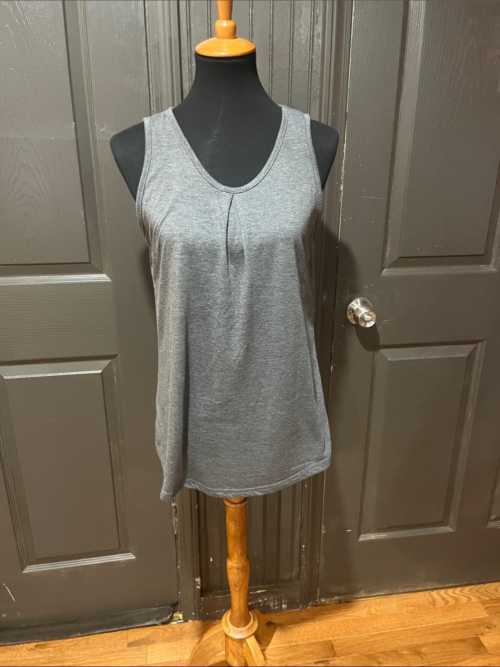 Women’s Charcoal Gray Sleeveless Tank Top - Relaxed V-Neck